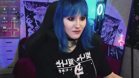 Snapshot of elika_kay chatting on March 7, 2025, 9:27 pm MORE ME online show from March 7, 2025, 9:27 pm