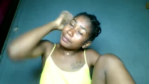 elina981 online show from March 18, 2026, 9:01 am