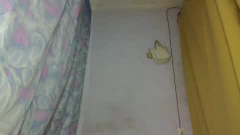 elina981 online show from April 5, 2026, 5:10 pm