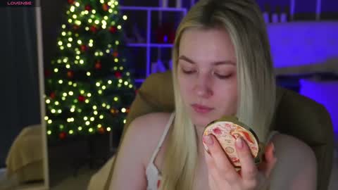 Elina online show from January 12, 2025, 1:00 am