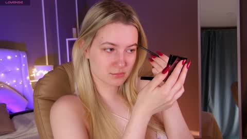 Elina online show from February 24, 2025, 1:13 am