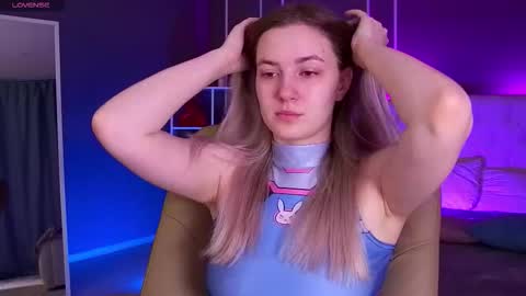 Elina online show from September 22, 2025, 12:56 am