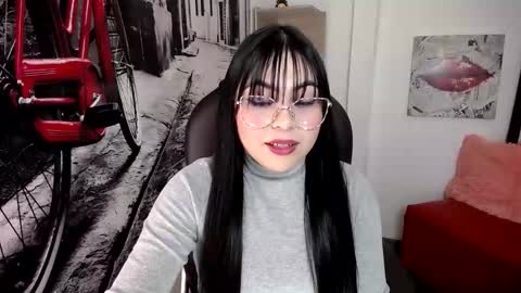 Elina  online show from January 14, 2026, 9:42 pm