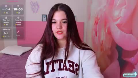 ElinaMils online show from April 27, 2026, 11:41 am
