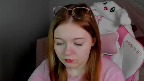 Snapshot of elinavale chatting on March 3, 2026, 5:13 am elinavale online show from March 3, 2026, 5:13 am