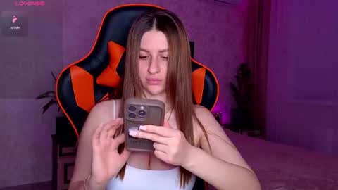 Snapshot of elinkalove chatting on July 10, 2026, 8:33 pm Elina online show from July 10, 2026, 8:33 pm