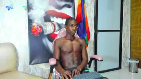 Snapshot of elio_x chatting on July 8, 2026, 3:27 pm E L I O online show from July 8, 2026, 3:27 pm