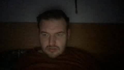 Snapshot of eliot26 chatting on December 8, 2024, 9:41 pm e26 online show from December 8, 2024, 9:41 pm