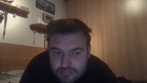 Snapshot of eliot26 chatting on December 27, 2024, 6:42 pm e26 online show from December 27, 2024, 6:42 pm