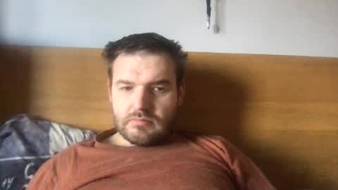 Snapshot of eliot26 chatting on January 3, 2025, 11:25 am e26 online show from January 3, 2025, 11:25 am