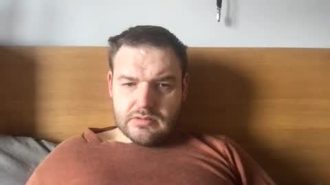 Snapshot of eliot26 chatting on March 1, 2025, 10:45 am e26 online show from March 1, 2025, 10:45 am