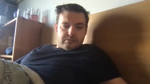 Snapshot of eliot26 chatting on October 25, 2025, 11:51 am e26 online show from October 25, 2025, 11:51 am