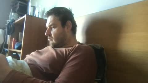 Snapshot of eliot26 chatting on April 5, 2026, 10:23 am e26 online show from April 5, 2026, 10:23 am