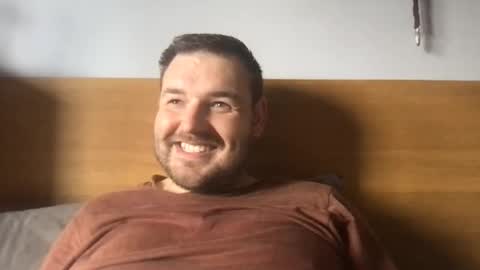 Snapshot of eliot26 chatting on April 13, 2026, 9:48 am e26 online show from April 13, 2026, 9:48 am