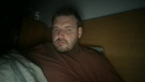 Snapshot of eliot26 chatting on April 14, 2026, 8:20 am e26 online show from April 14, 2026, 8:20 am