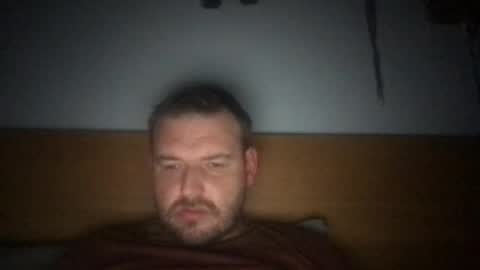 Snapshot of eliot26 chatting on April 17, 2026, 7:33 am e26 online show from April 17, 2026, 7:33 am