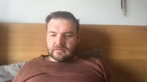 Snapshot of eliot26 chatting on April 21, 2026, 9:48 am e26 online show from April 21, 2026, 9:48 am