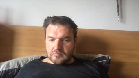 Snapshot of eliot26 chatting on May 10, 2026, 11:15 am e26 online show from May 10, 2026, 11:15 am