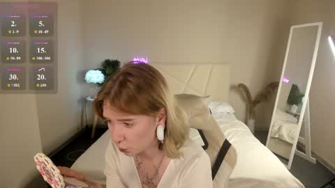 Elira Vane online show from July 22, 2026, 1:52 am