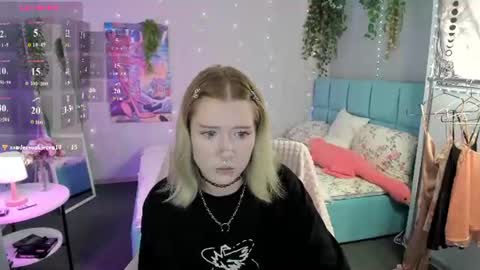 Elira Vane online show from July 24, 2026, 3:04 am