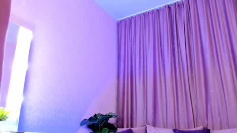 Elizabeth online show from January 30, 2025, 6:03 am