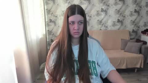 Aletta Oushen online show from October 20, 2025, 10:05 am