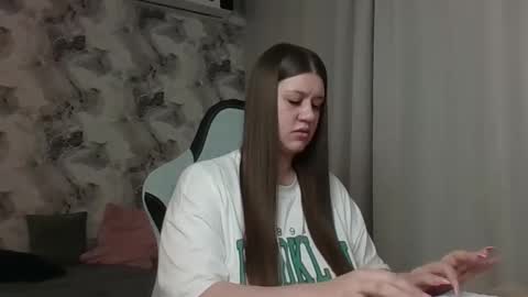 Aletta Oushen online show from February 21, 2026, 1:01 pm