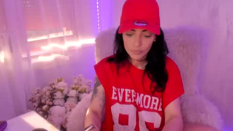 Snapshot of elisabaxter chatting on May 7, 2026, 4:07 am Maria online show from May 7, 2026, 4:07 am