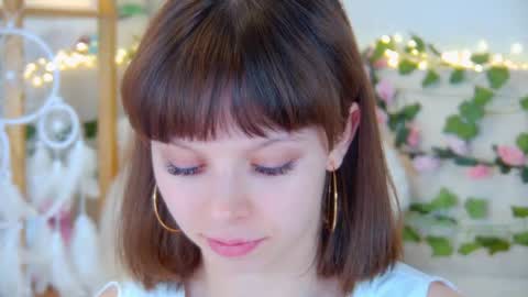 ElisabethDavis online show from April 21, 2026, 4:23 pm