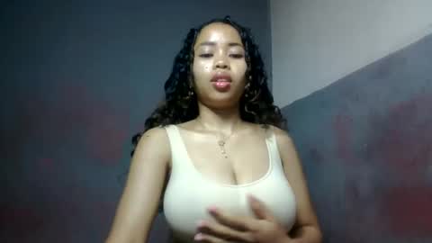Snapshot of elisabethee chatting on June 11, 2026, 8:12 am elisabethee online show from June 11, 2026, 8:12 am