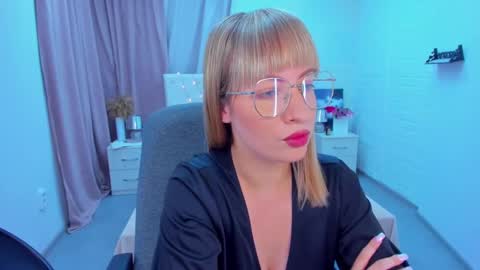 Elisabeth online show from December 26, 2024, 4:58 pm