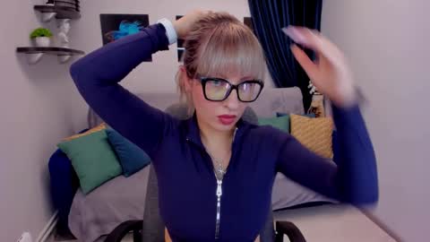 Elisabeth online show from January 16, 2025, 8:14 pm