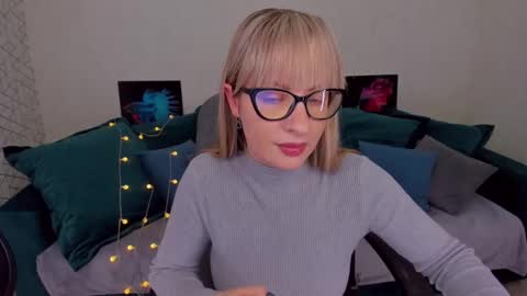 Elisabeth online show from February 2, 2025, 2:45 pm