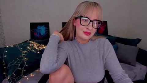 Elisabeth online show from February 14, 2025, 6:08 pm