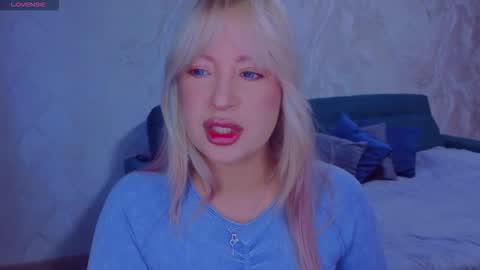 Elisabeth online show from December 2, 2025, 9:03 am