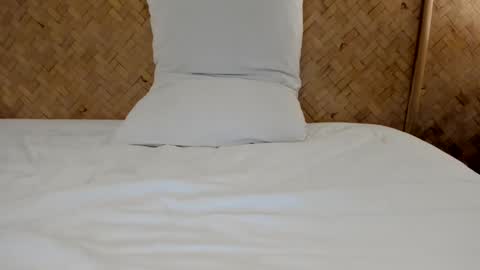 elisadikotti online show from November 14, 2025, 9:52 am