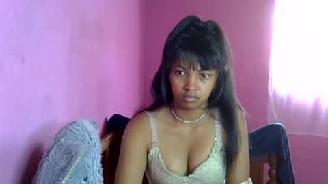 elisah01 online show from June 6, 2026, 5:01 am