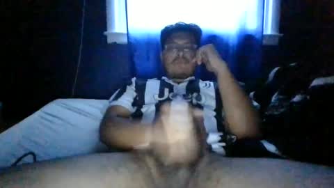 Snapshot of eliseovaley2020 chatting on June 18, 2026, 11:42 pm Hector Perez online show from June 18, 2026, 11:42 pm