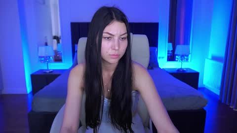 Snapshot of elisevelour chatting on May 23, 2026, 12:31 pm elisevelour online show from May 23, 2026, 12:31 pm