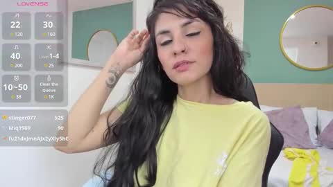 E L I S S A online show from February 4, 2025, 8:13 am