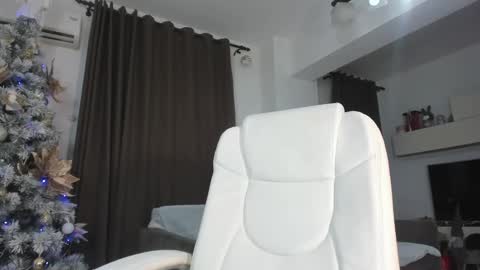 Elisa  Promotion   online show from December 4, 2024, 1:14 am