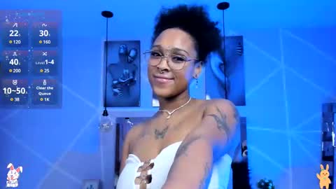 elit noa online show from March 12, 2025, 11:01 pm