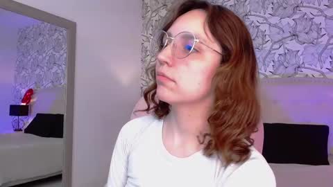 Eliza online show from February 22, 2025, 7:47 pm