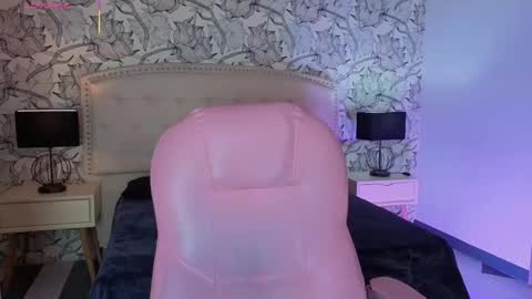 Eliza online show from February 18, 2026, 7:21 pm