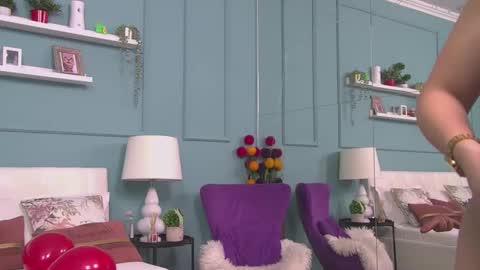 Eliza online show from February 12, 2025, 2:10 pm