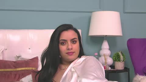 Eliza online show from February 21, 2025, 6:26 pm