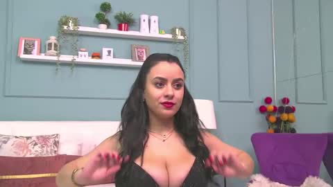 Eliza online show from March 2, 2025, 1:05 pm