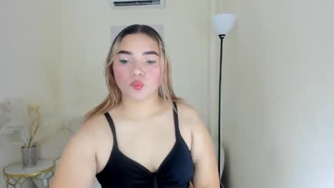 Snapshot of eliza_pryor chatting on May 22, 2026, 12:11 pm eliza_pryor online show from May 22, 2026, 12:11 pm