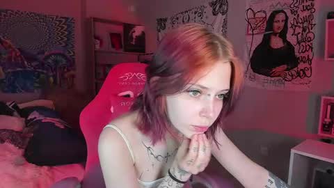 Elizabeth online show from February 10, 2025, 3:42 pm