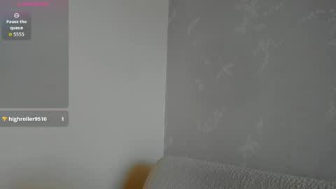 Snapshot of eliza_sanz chatting on May 20, 2026, 8:59 pm My name is ElizaPVT is open online show from May 20, 2026, 8:59 pm